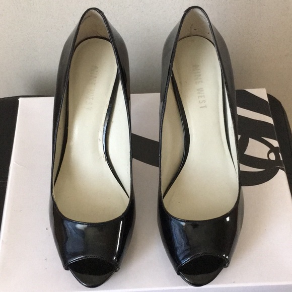 Nine West DANEE Platform Pumps - Picture 2 of 8